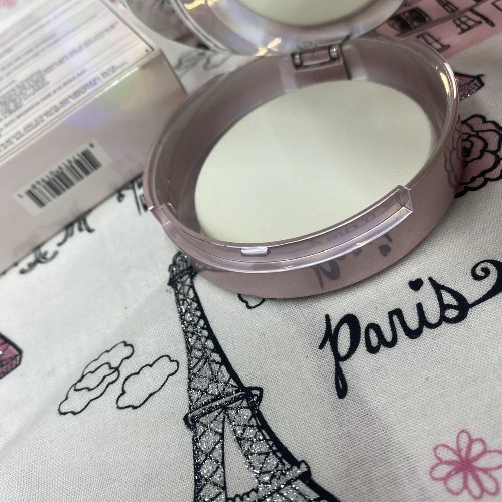 it Cosmetics YOUR SKIN BUT BETTER CC+ Airbrush Perfecting Powder Rich Read Descr